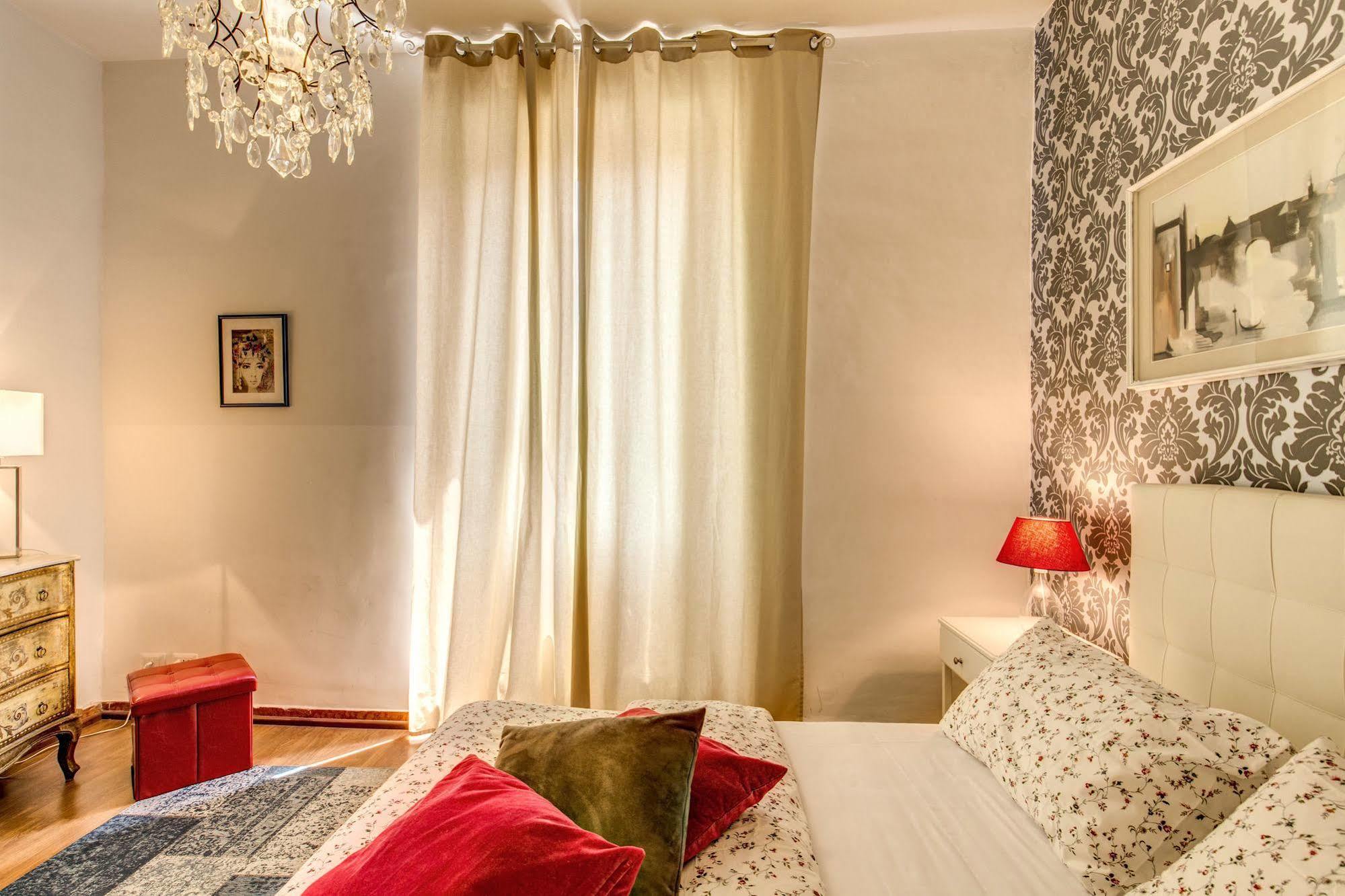 Aweshomeitaly - Spagna Glamour Life Penthouse Рим Екстериор снимка